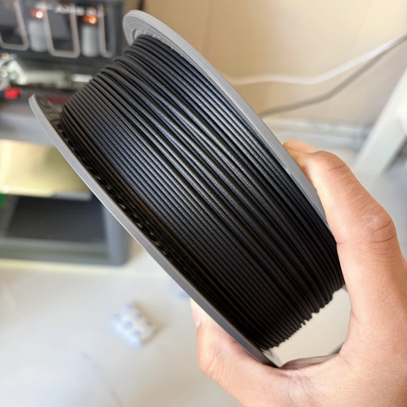 Bambu Lab Original PA6-CF Carb - 3D Printing Nylon Filament recensione e prezzo